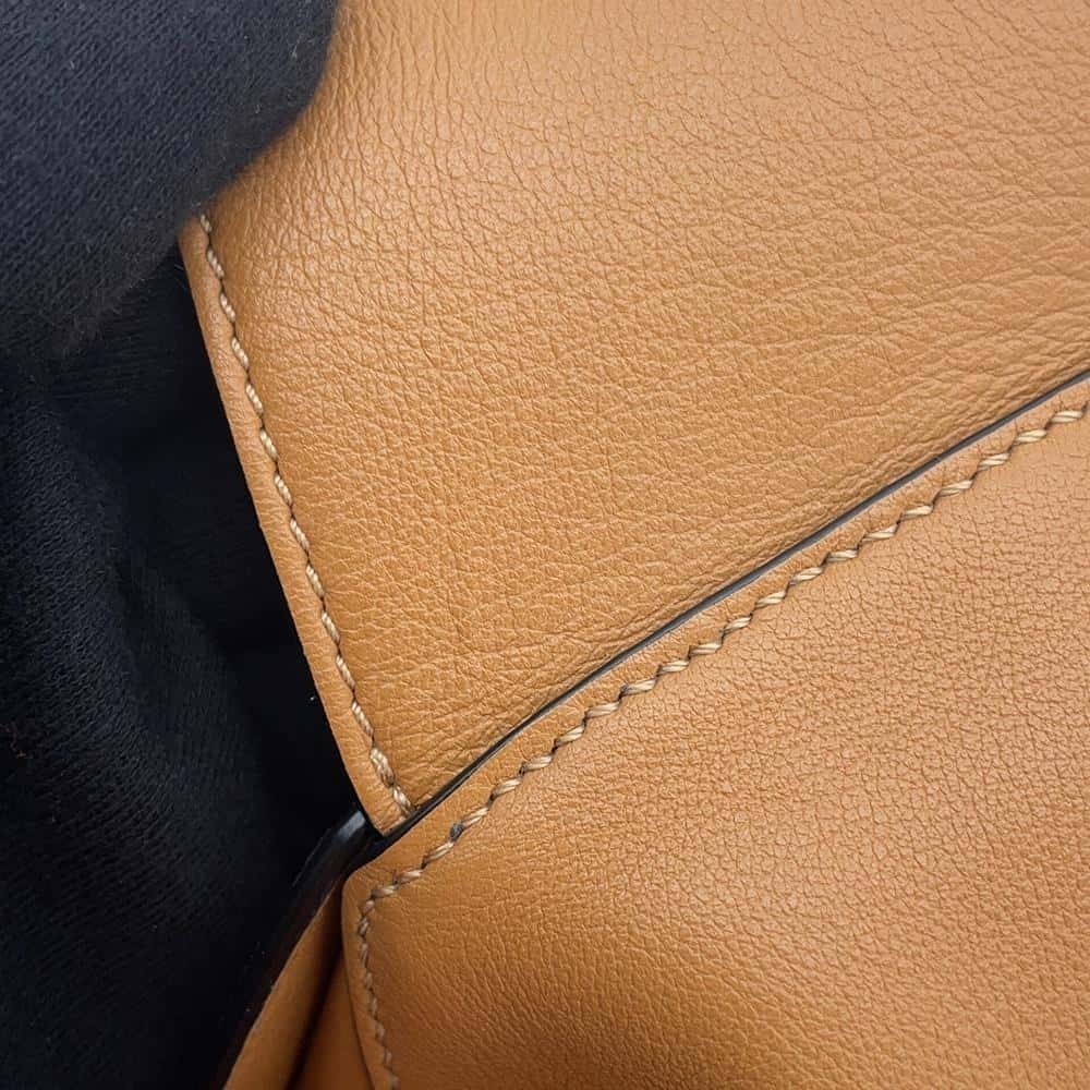 LOEWE Puzzle Hobo Leather Shoulder Bag - Picture 8 of 11